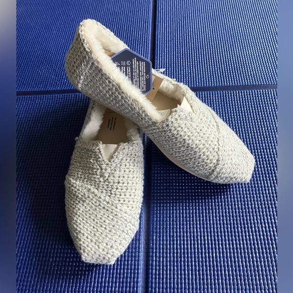 Toms Shoes - 🌟New Toms Slipper
